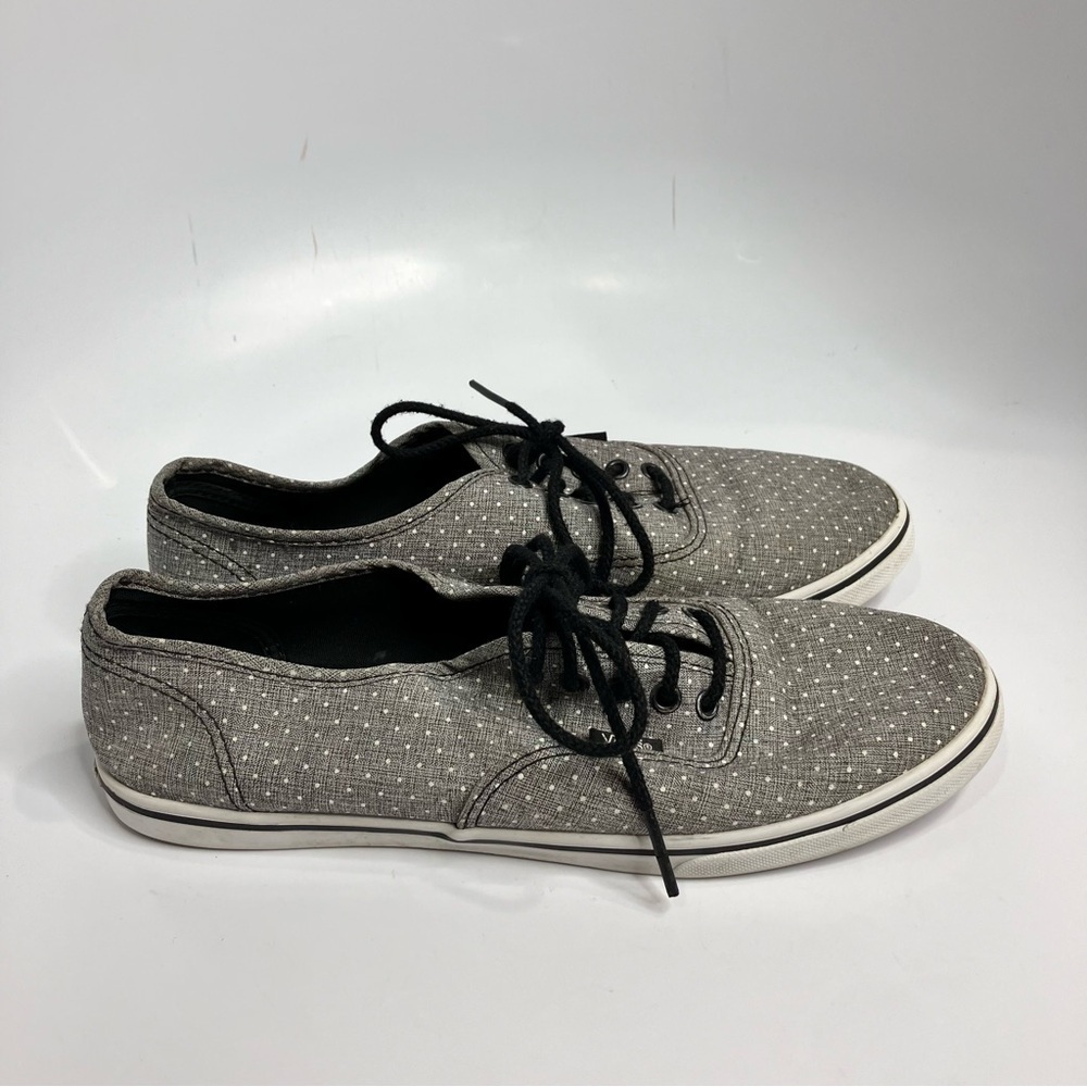 Vans gray with white polka dots unisex sizing